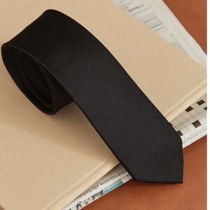 RW & CO Black silk tie